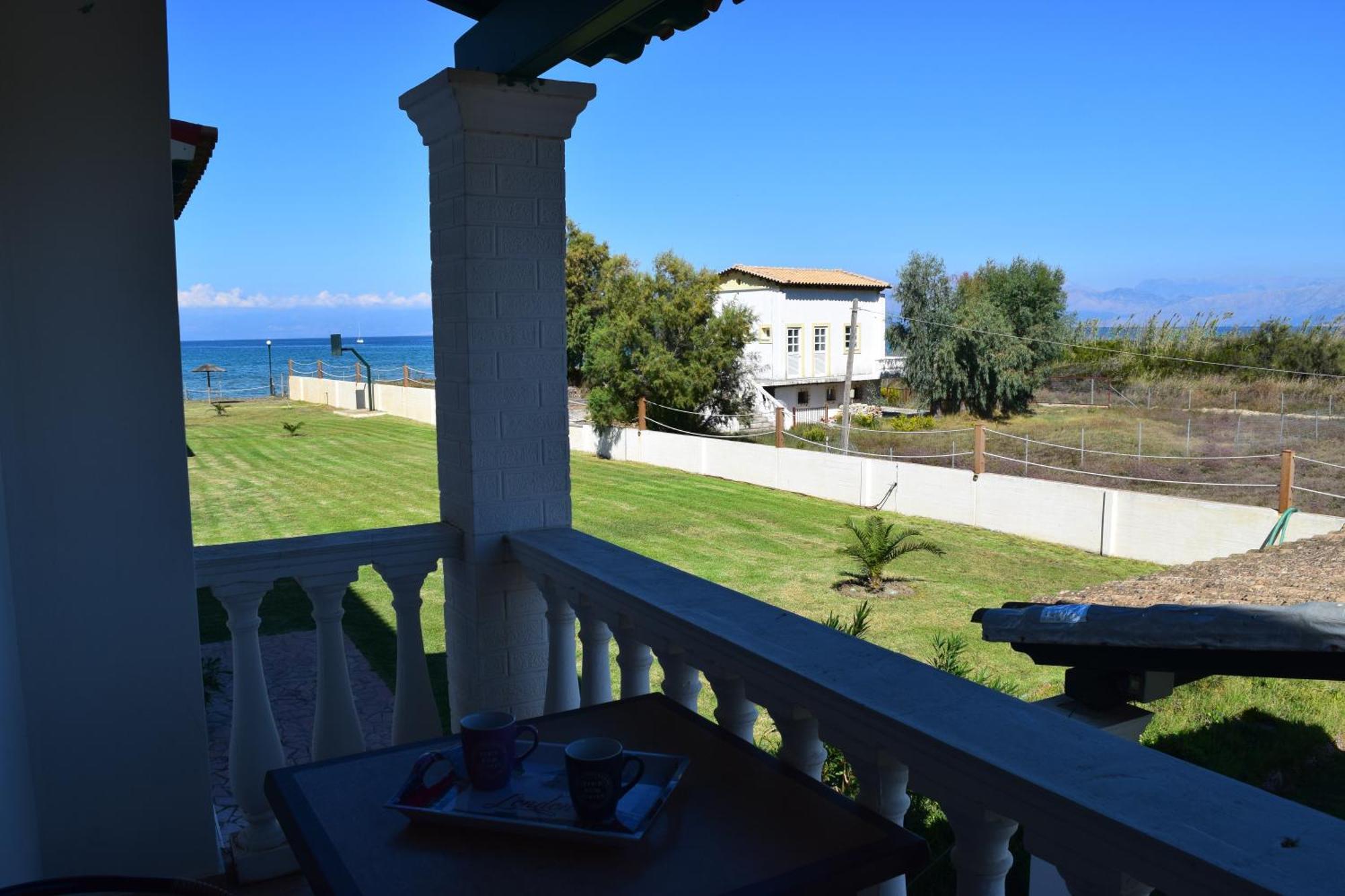 S&C Kosmos Beach Resort Roda  Extérieur photo