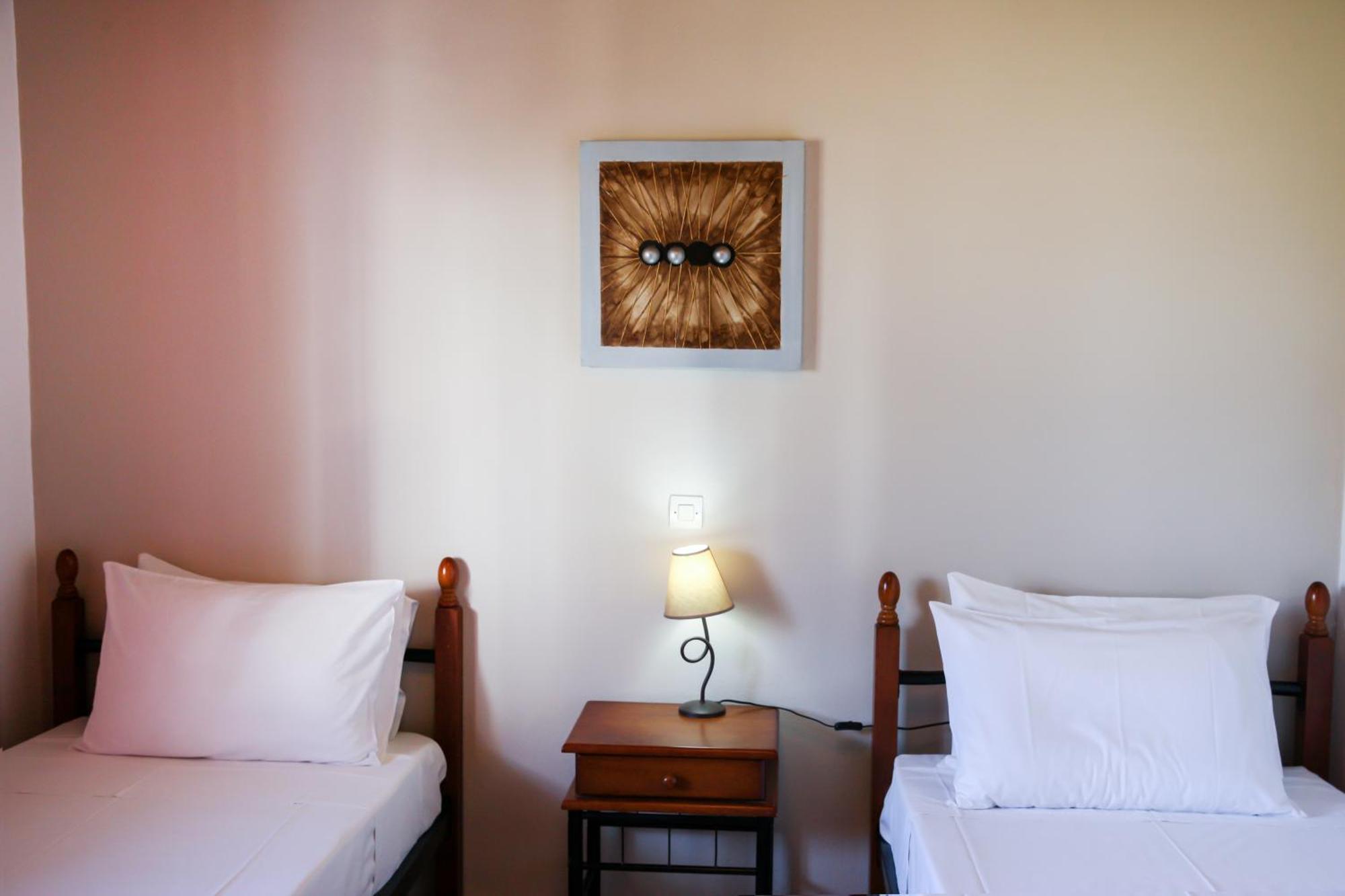 S&C Kosmos Beach Resort Roda  Extérieur photo