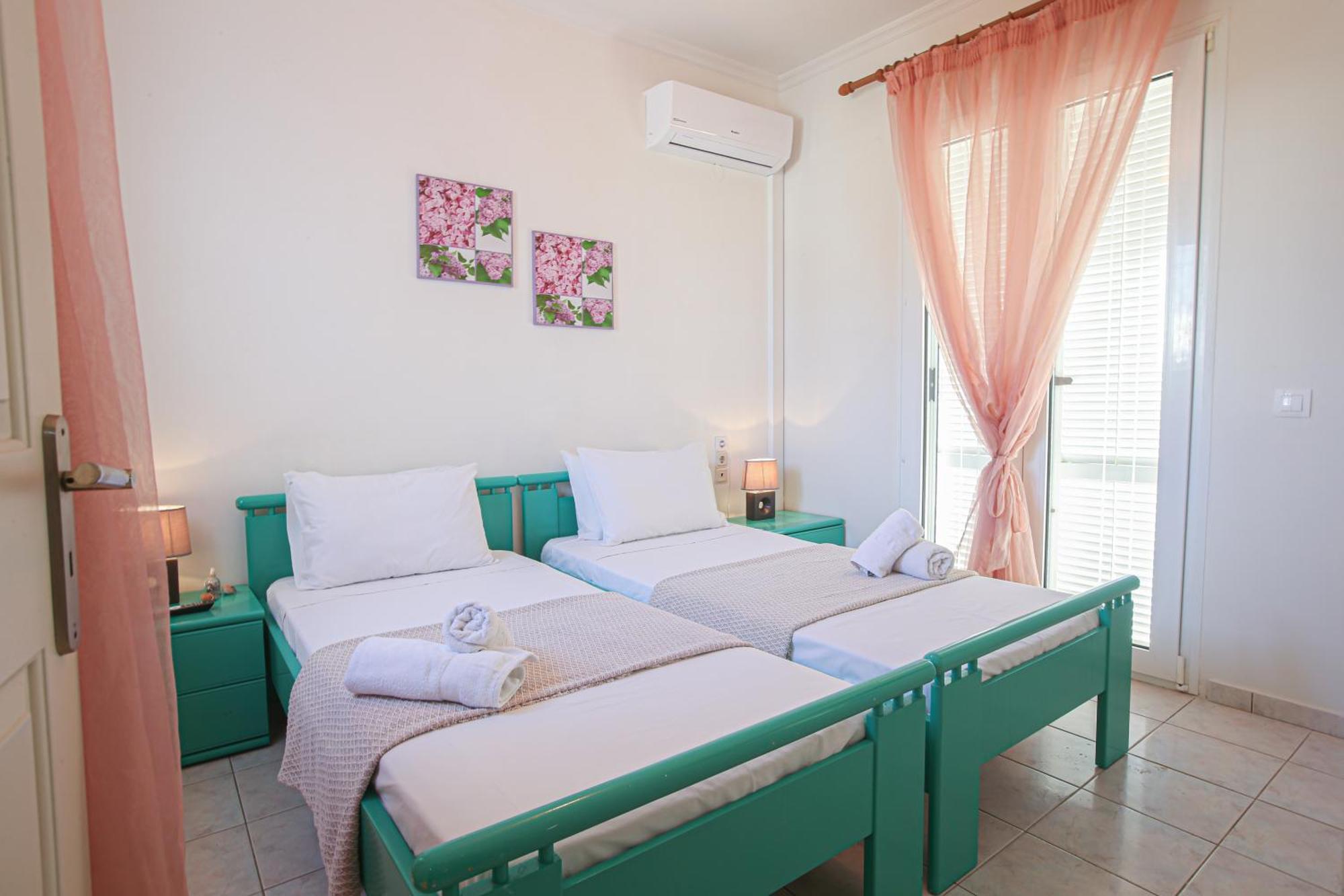S&C Kosmos Beach Resort Roda  Extérieur photo