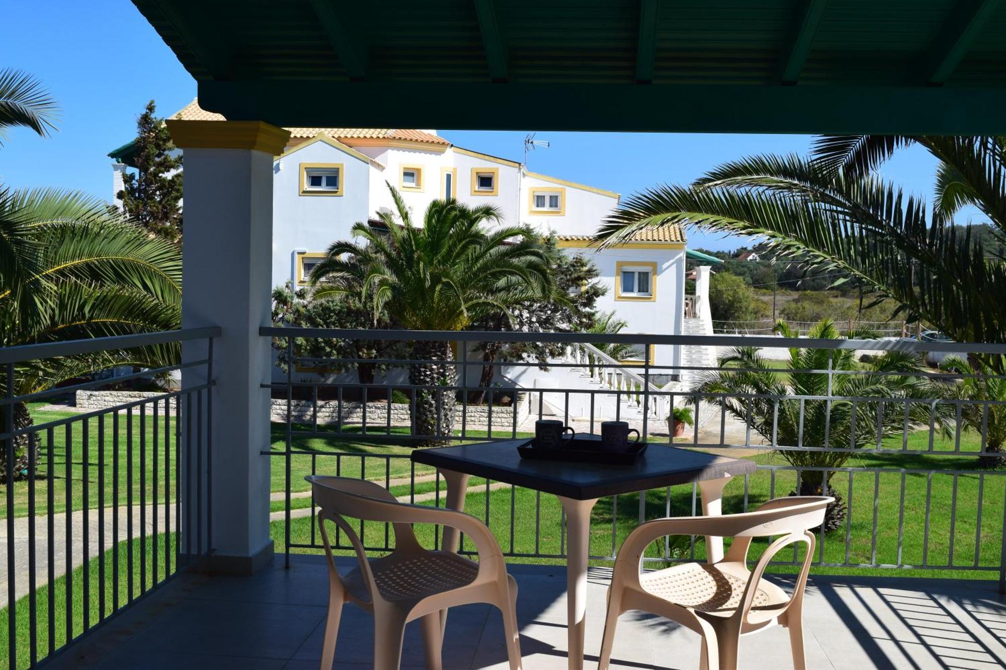 S&C Kosmos Beach Resort Roda  Extérieur photo